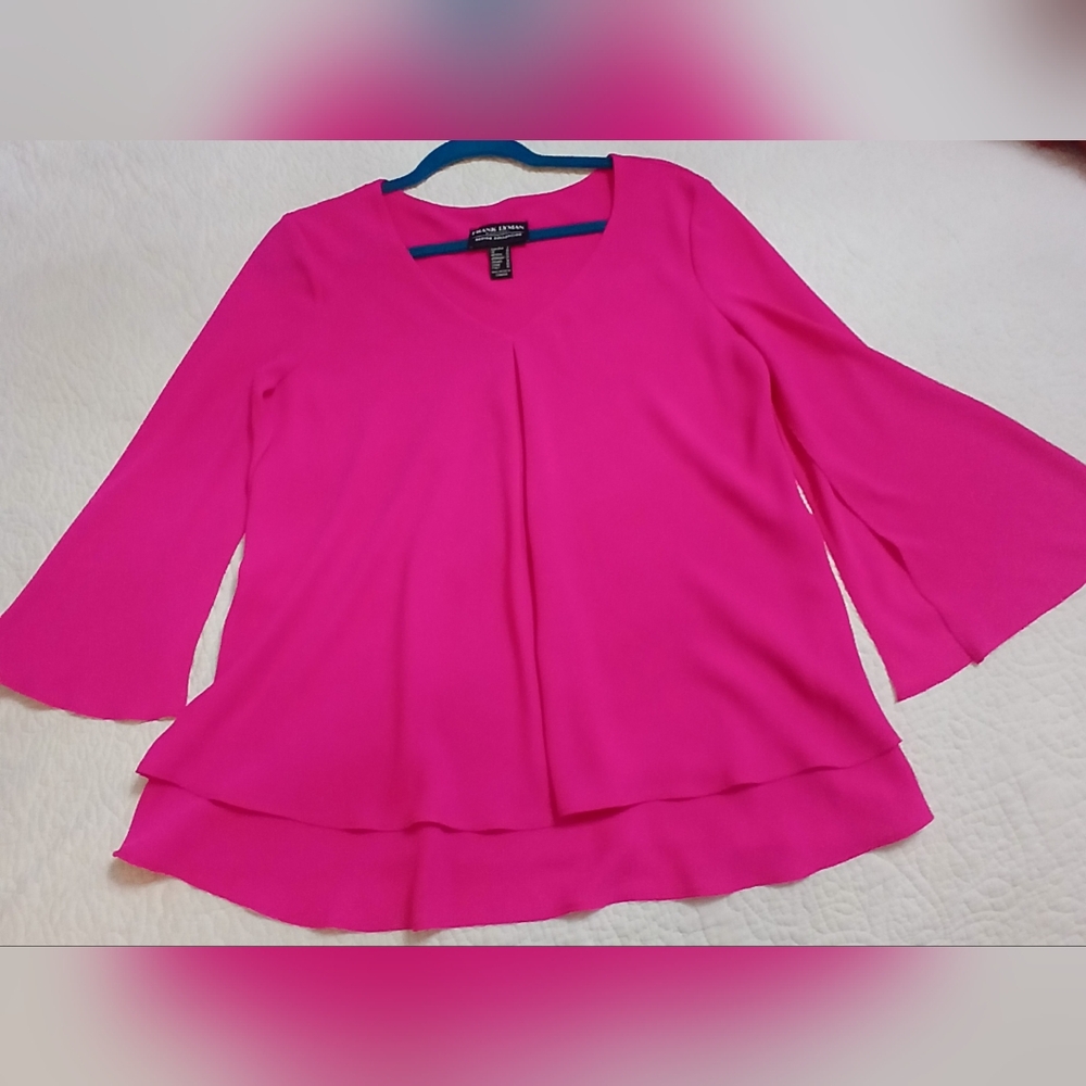 Frank Lyman Montreal Size 8 Hot pink layered top with cape sleeves! - Picture 2 of 6